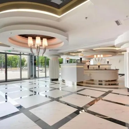 Hanza Tower Spa & Pool شقة شتشيتسين